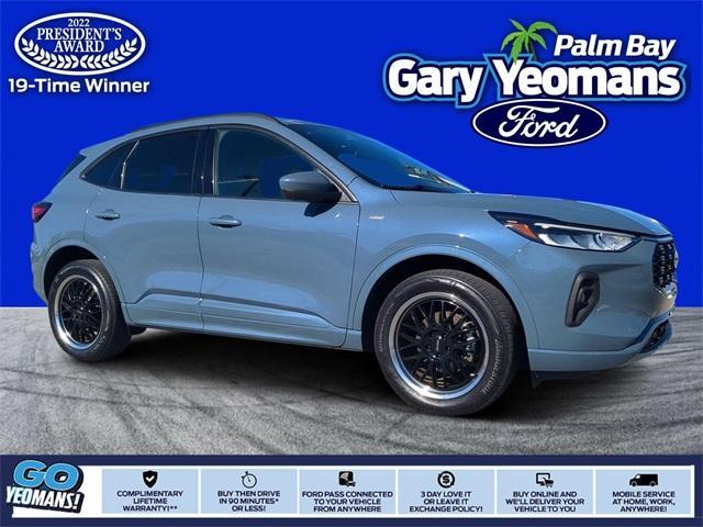 2023 ford escape st-line select