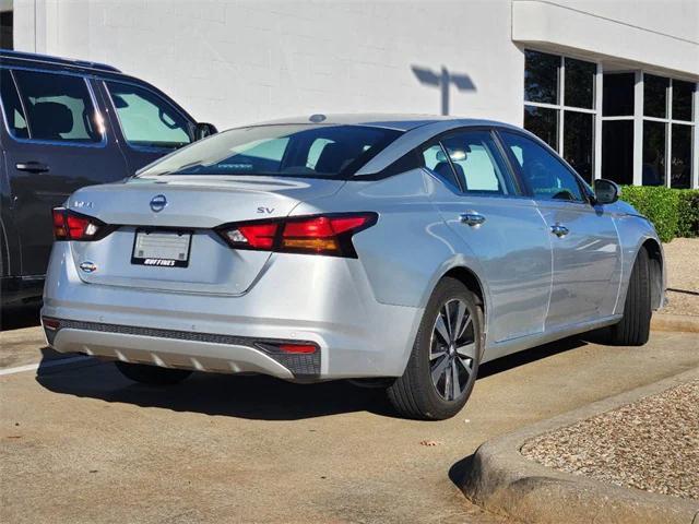 2022 nissan altima 2.5 sv