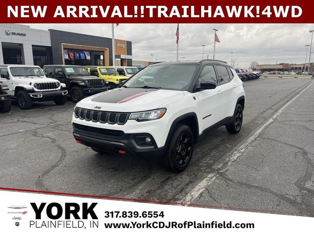 2023 jeep compass trailhawk