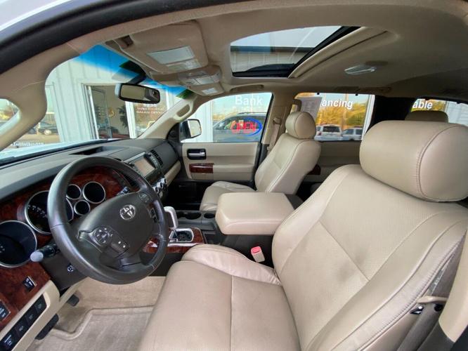 2008 toyota sequoia in des moines, iowa