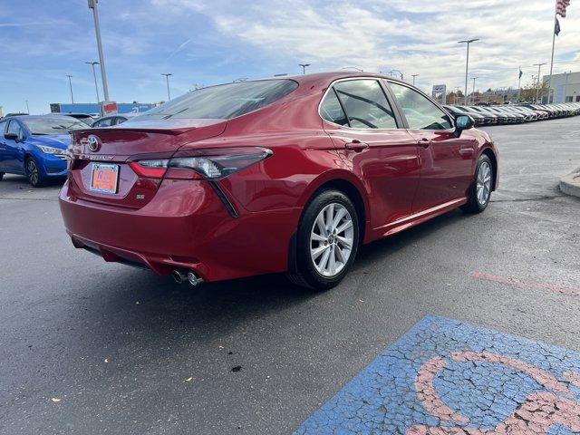 2022 toyota camry se