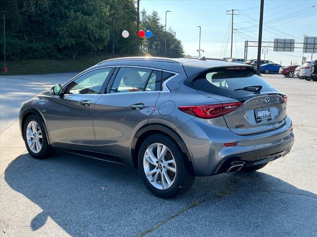 2019 infiniti qx30 luxe