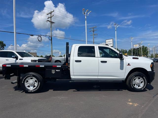 2023 ram 2500 tradesman crew cab 4x4 8' box