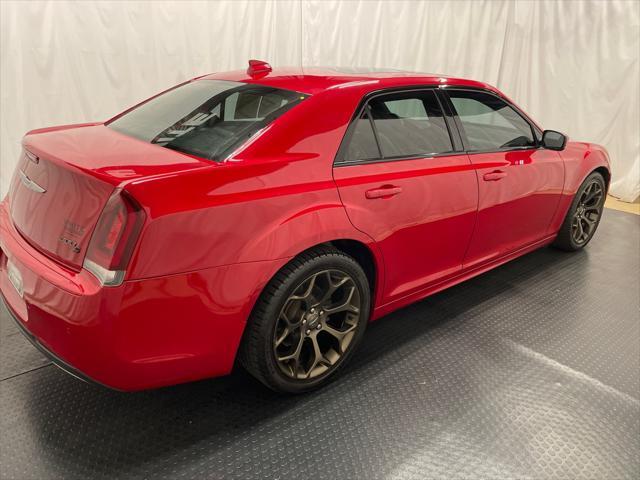 2017 chrysler 300 s