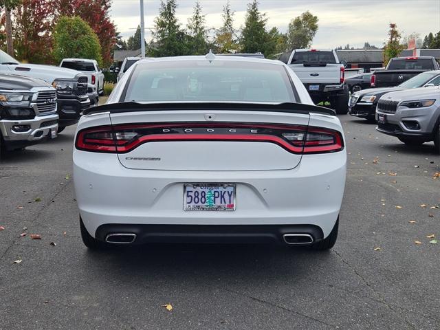 2021 dodge charger sxt