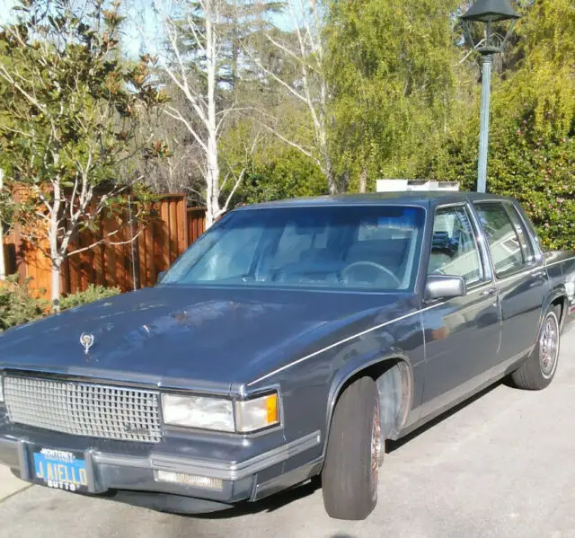 1987 cadillac sedan de ville v8 engine rear wheel drive / no reserve!