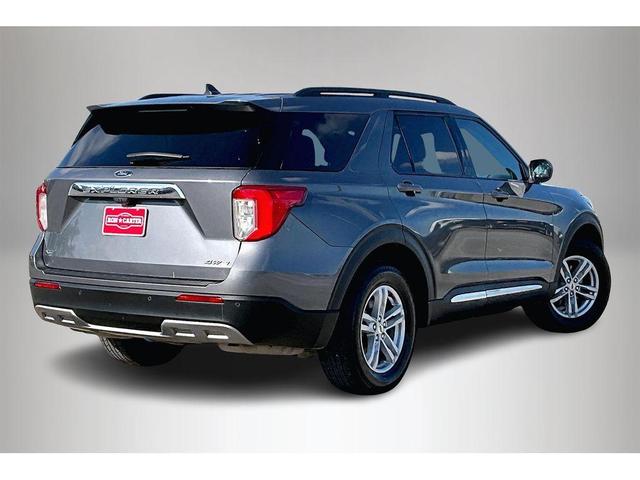 2022 ford explorer xlt