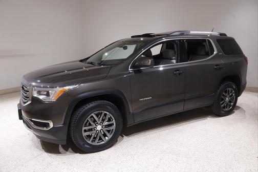 2019 gmc acadia in milwaukee, wisconsin