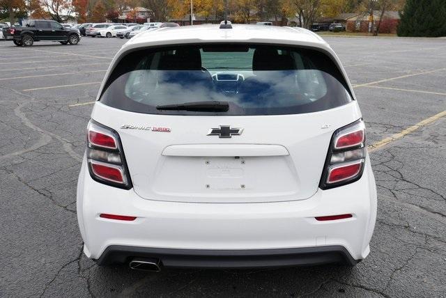 2018 chevrolet sonic lt