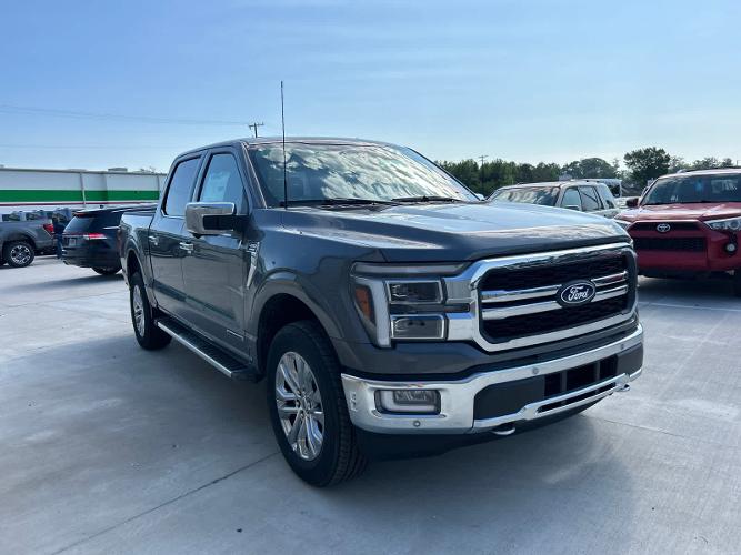 new 2024 ford f-150 lariat 4wd supercrew 5.5 box