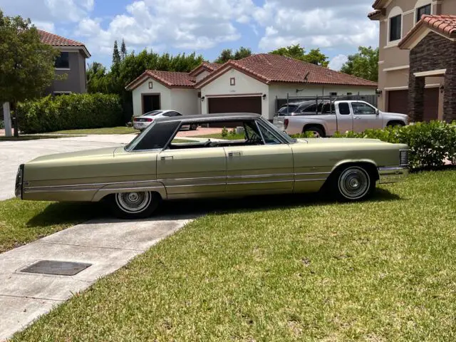 1968 chrysler imperial crown sedan green rwd automatic