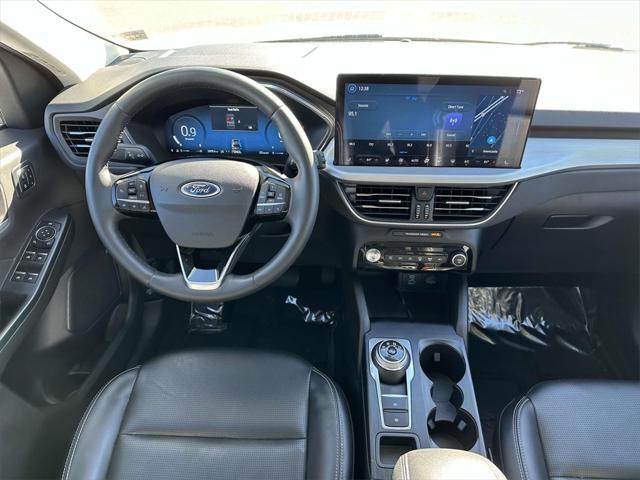 2023 ford escape platinum