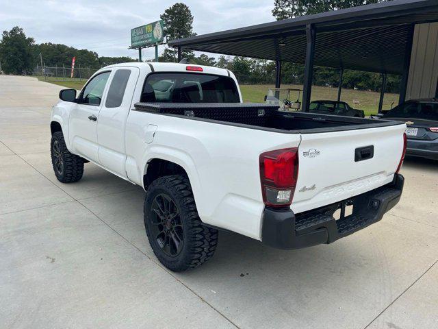 2023 toyota tacoma sr