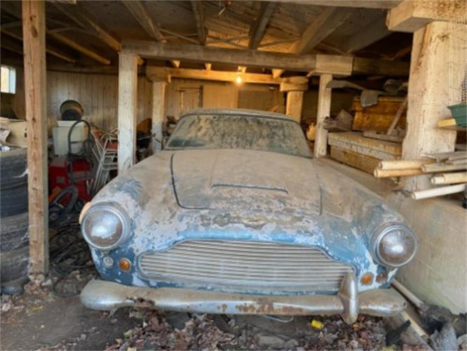 1962 aston martin db4 in astoria, new york