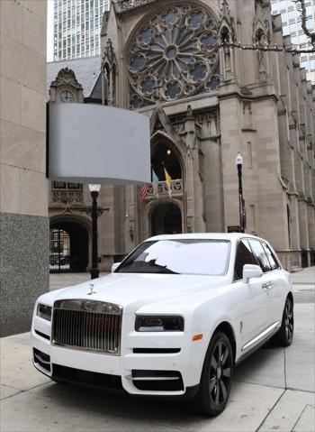 2022 rolls-royce cullinan suv