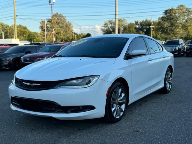 2016 chrysler 200 s