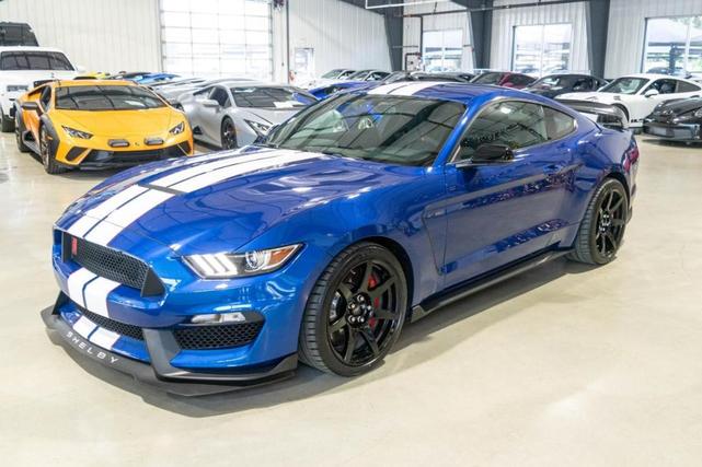 2017 ford shelby gt350 base