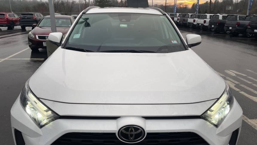 2022 toyota rav4 xle