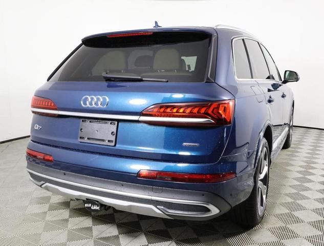 2022 audi q7 55 premium plus