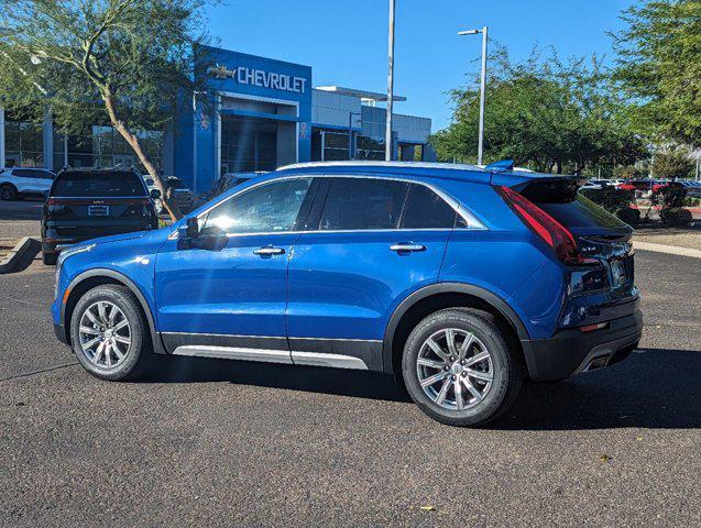 2022 cadillac xt4 premium luxury