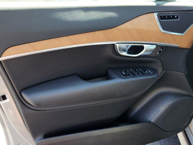 2024 volvo xc90 b5 plus bright theme