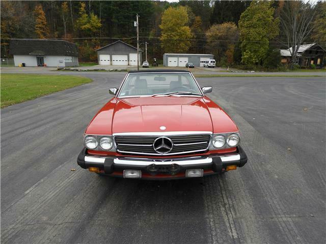 1986 560sl excellent condition no reserve!!!! clean car fax