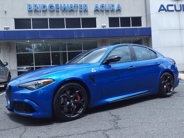 2022 alfa romeo giulia quadrifoglio