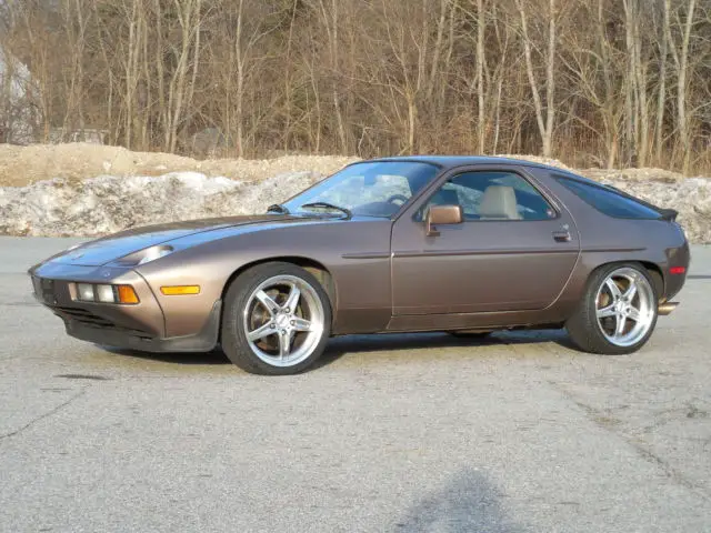 1983 porsche 928 5 speed no reserve!!
