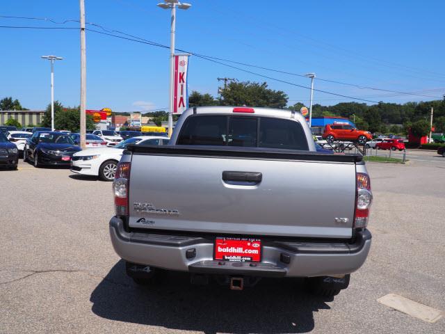 2015 toyota tacoma v6 4x4 v6 4dr double cab 5.0 ft sb 6m for sale in warwick, rhode island