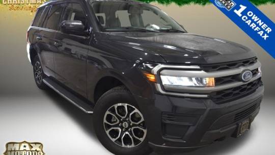 2022 ford expedition xlt