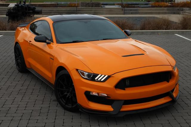 2018 ford shelby gt350 base