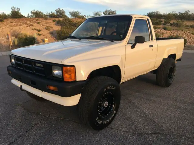 original paint rebuilt 22r engine new clutch cold ac new 31" tires rust free az