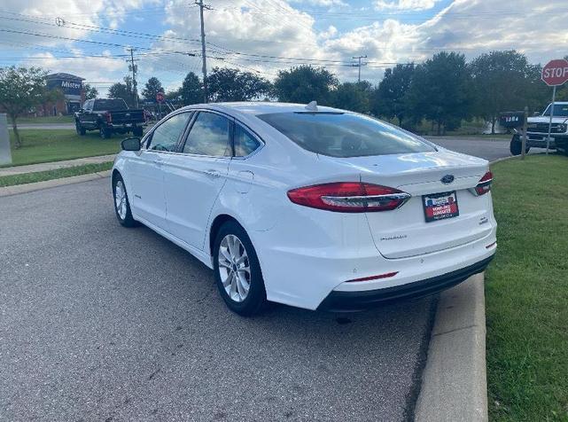 2019 ford fusion hybrid sel