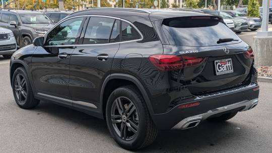 2025 Mercedes-Benz GLA