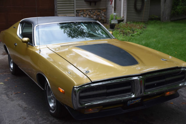 1972 dodge charger base hardtop 2-door 5.9l