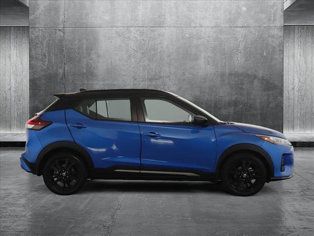 2021 nissan kicks sr