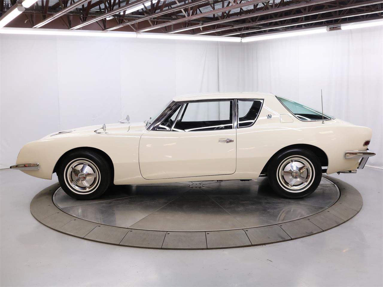 1963 studebaker avanti