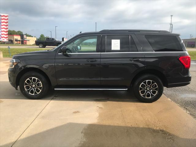 2022 ford expedition xlt