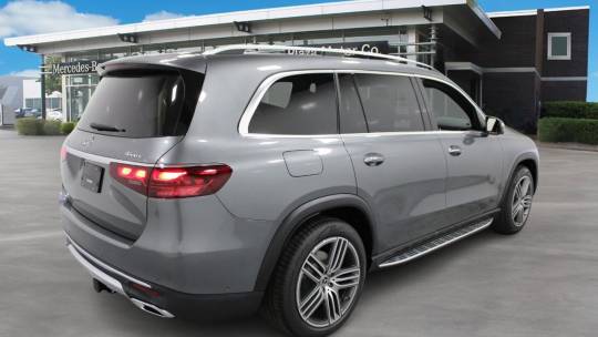 2025 Mercedes-Benz GLS