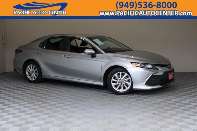 2021 toyota camry le