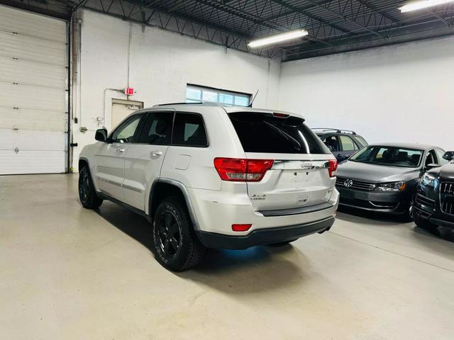 2012 jeep grand cherokee laredo