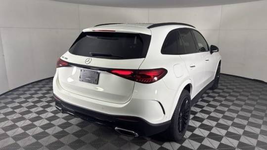 2025 Mercedes-Benz GLC