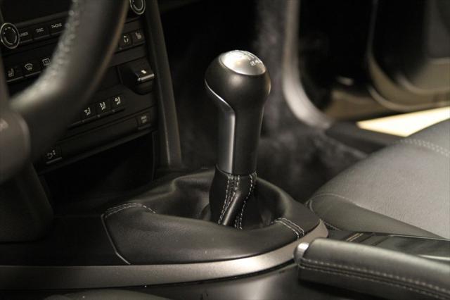 2010 porsche 911 carrera