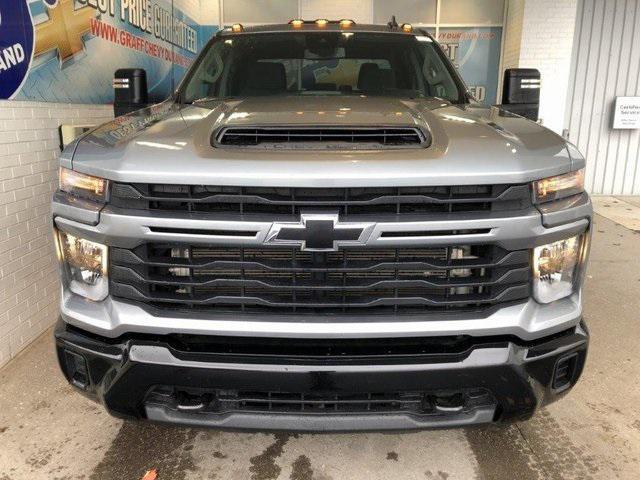2024 chevrolet silverado 2500 custom