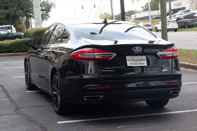2019 ford fusion se