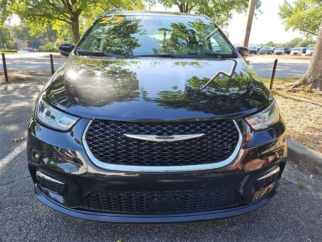 2022 chrysler pacifica touring-l