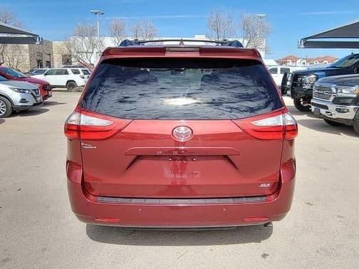2019 toyota sienna xle in odessa, texas
