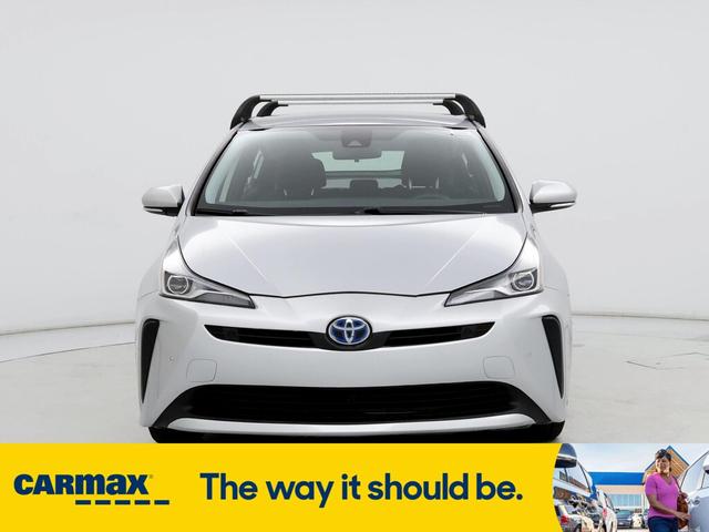 2022 toyota prius le