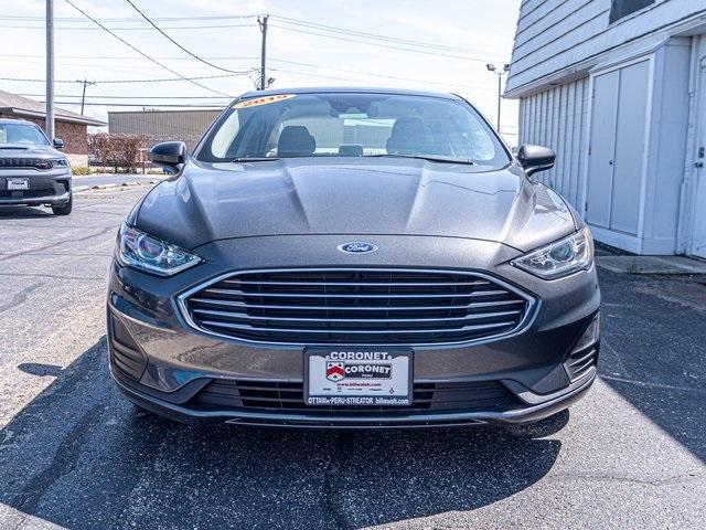 2019 ford fusion se