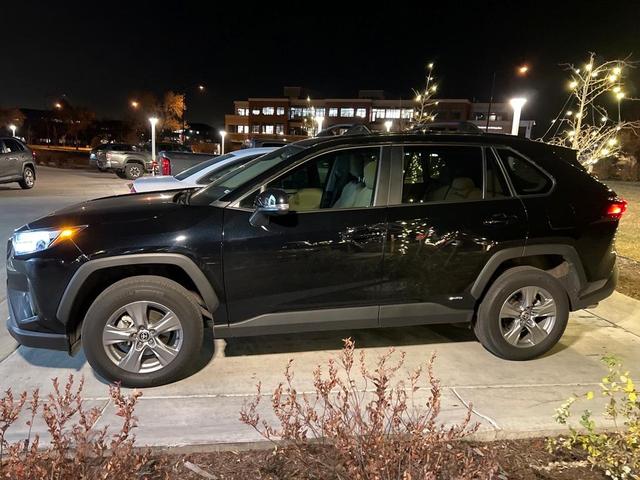 2022 toyota rav4 hybrid xle